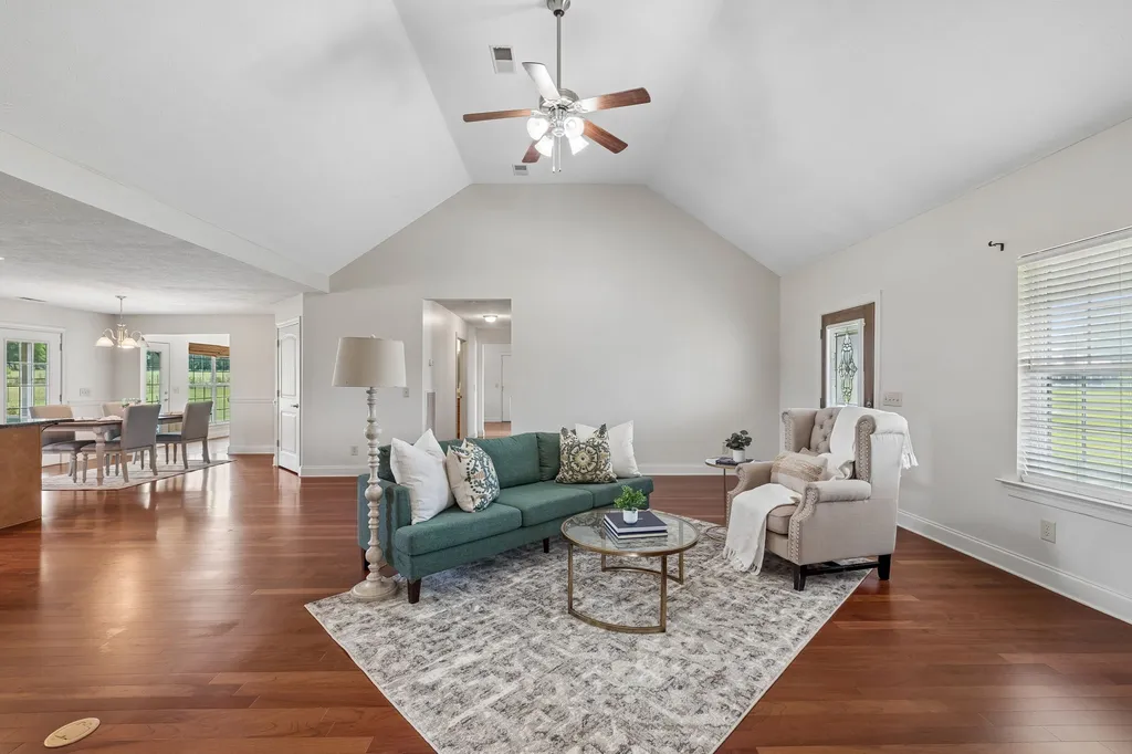 883 Centerville Road Lebanon TN 37087