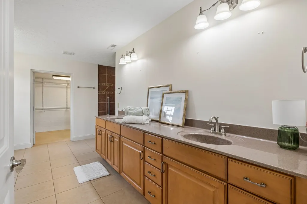 883 Centerville Road Lebanon TN 37087