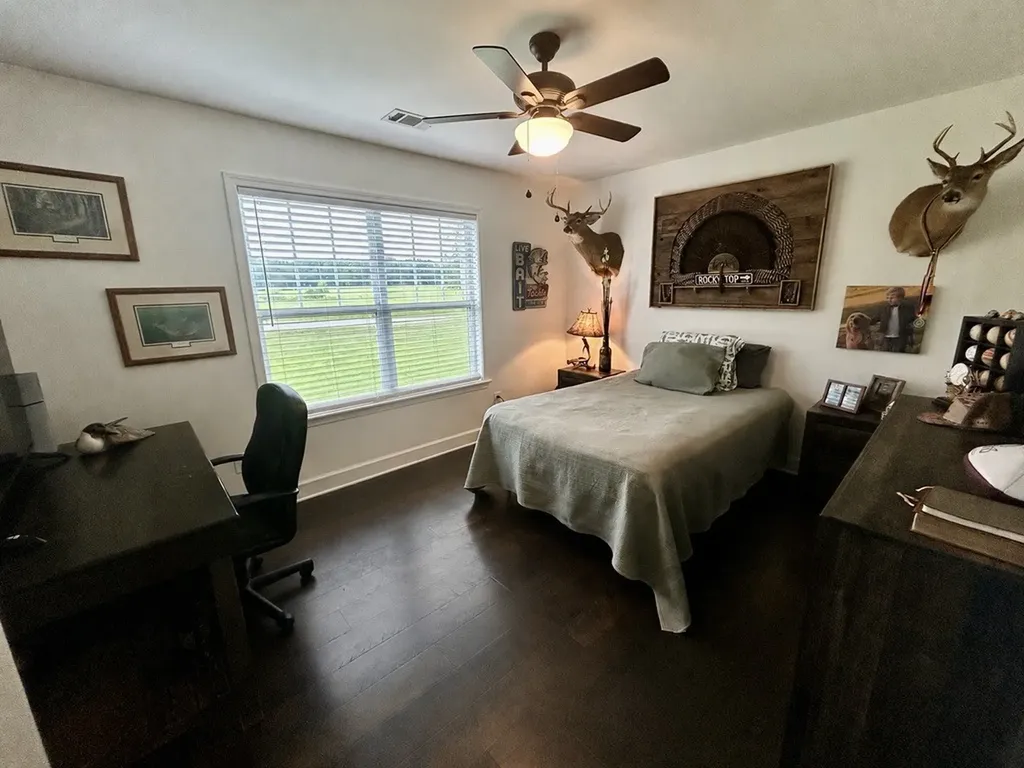 970 White Road Portland TN 37148