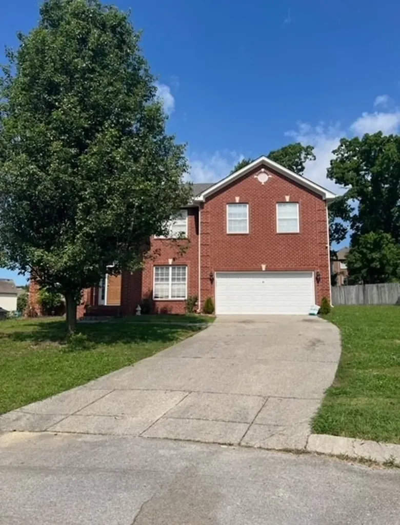 1324 Oakhall Lane Mount Juliet TN 37122