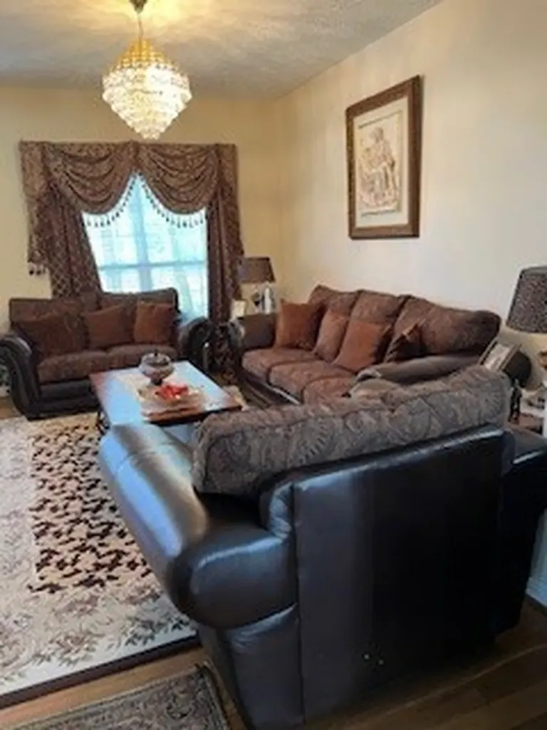 1324 Oakhall Lane Mount Juliet TN 37122