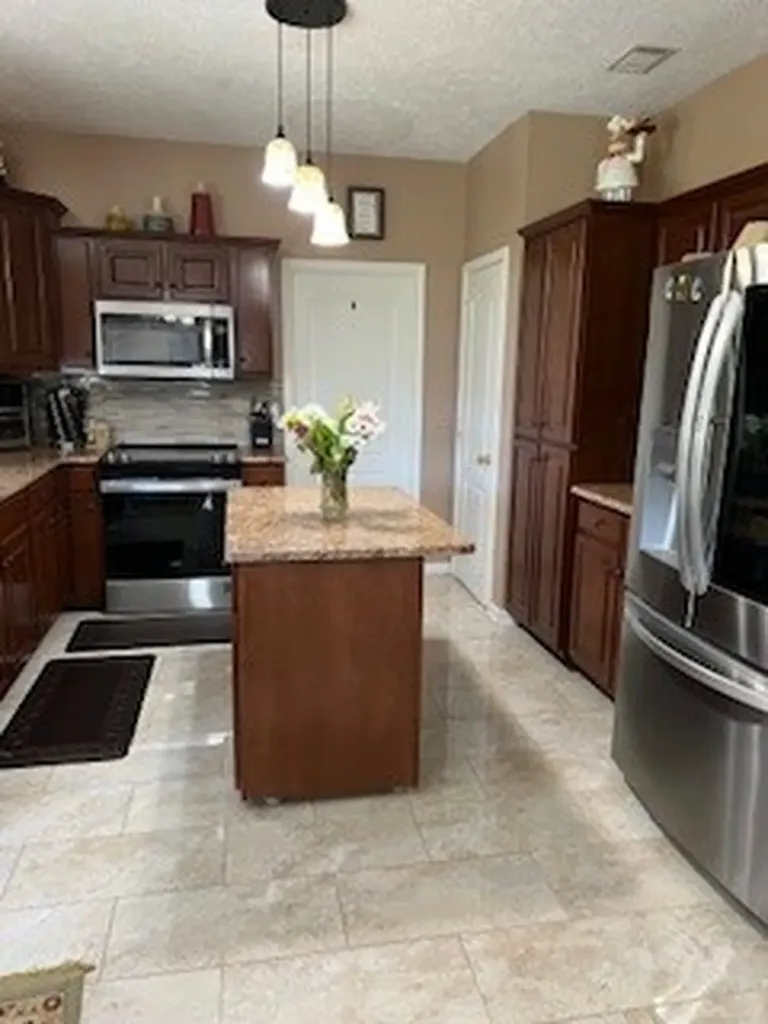 1324 Oakhall Lane Mount Juliet TN 37122