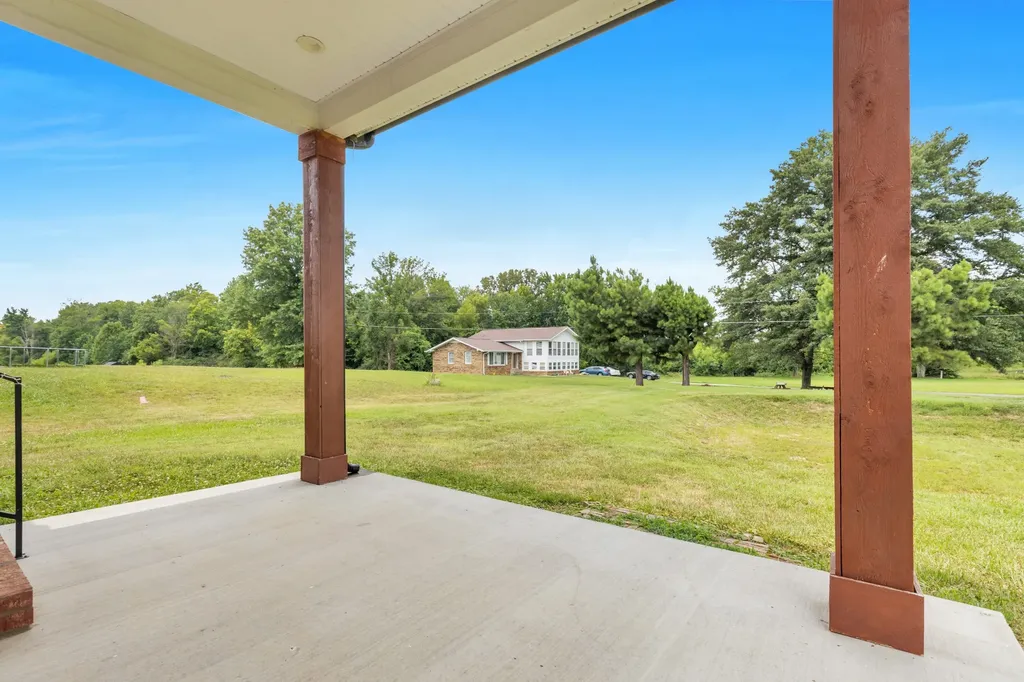 155 Julia Ann Court Springfield TN 37172