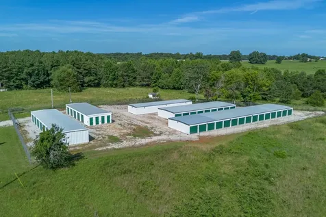 2821 Highway 43, S Leoma TN 38468