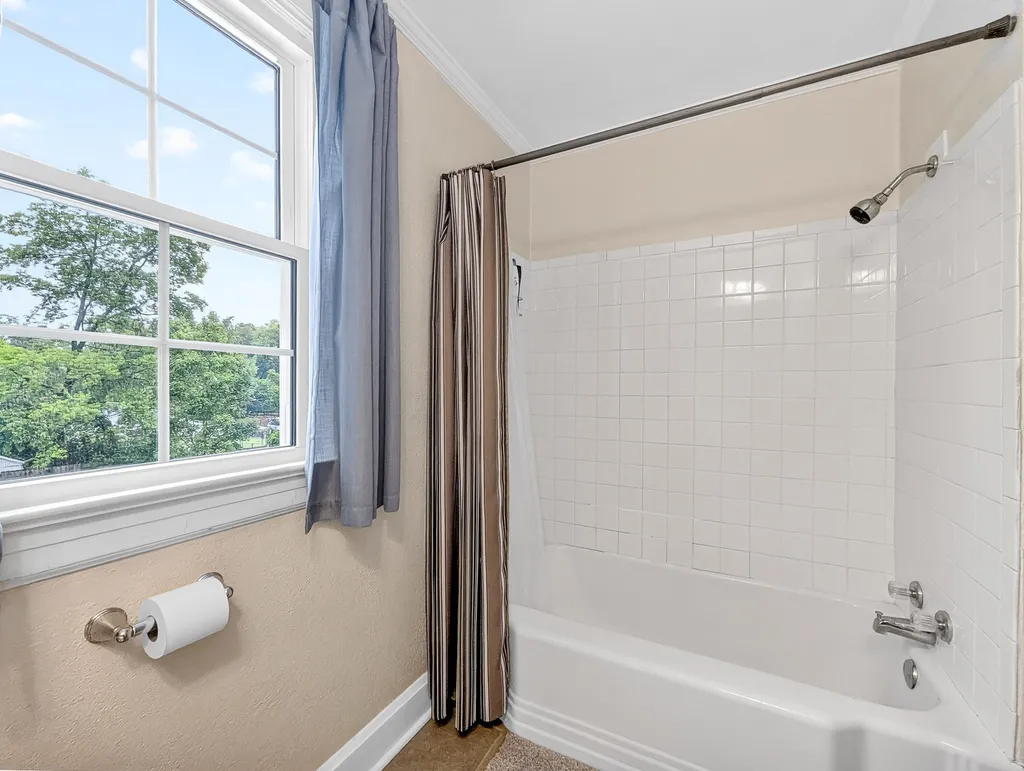123 Castle Heights Avenue Lebanon TN 37087