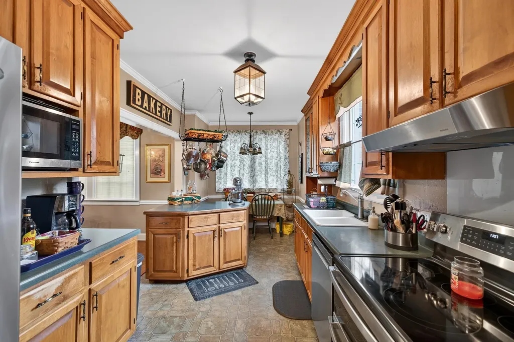123 Castle Heights Avenue Lebanon TN 37087