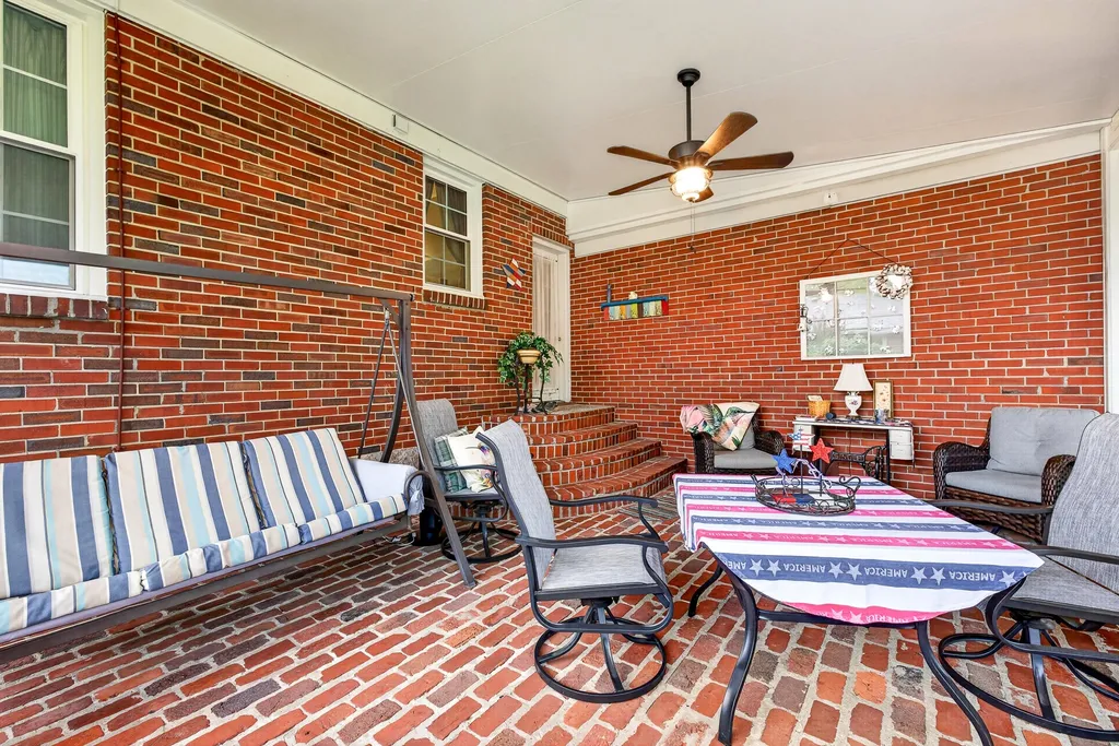 123 Castle Heights Avenue Lebanon TN 37087