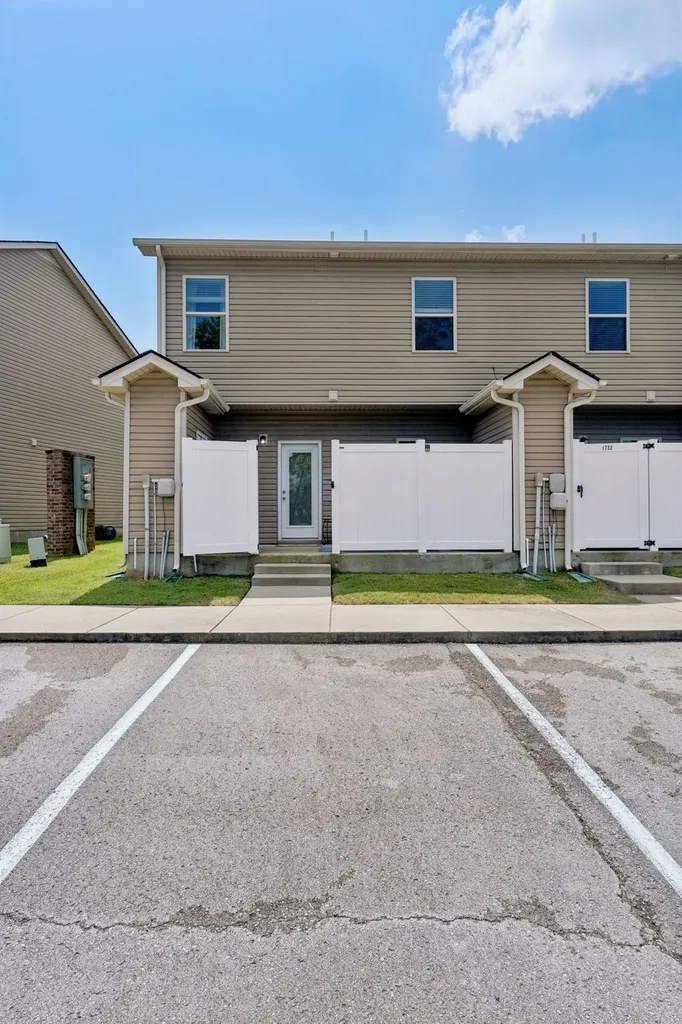 1730 Sprucedale Drive Antioch TN 37013
