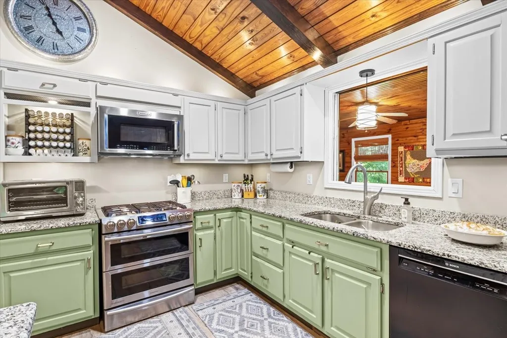 6400 Bakerville Road Waverly TN 37185