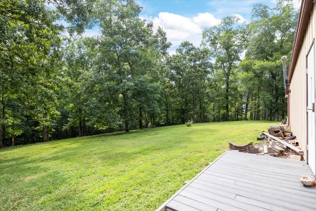 6400 Bakerville Road Waverly TN 37185