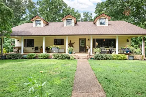 6400 Bakerville Road Waverly TN 37185