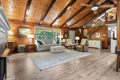 6400 Bakerville Road Waverly TN 37185