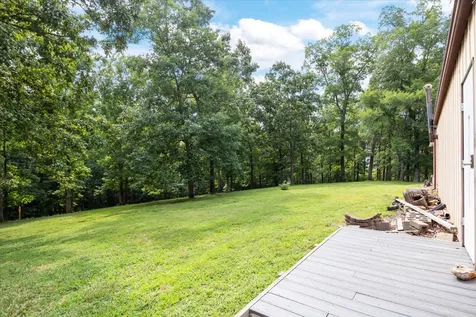 6400 Bakerville Road Waverly TN 37185