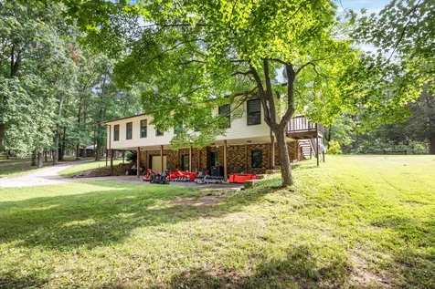 6400 Bakerville Road Waverly TN 37185