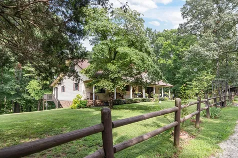 6400 Bakerville Road Waverly TN 37185