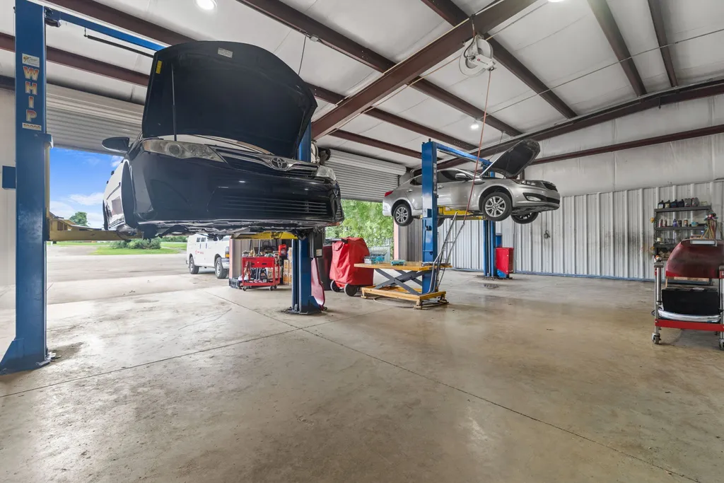 612 S Anderson Street Tullahoma TN 37388
