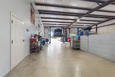 612 S Anderson Street Tullahoma TN 37388