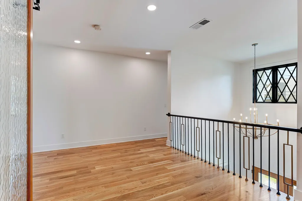 3916A Cross Creek Road Nashville TN 37215