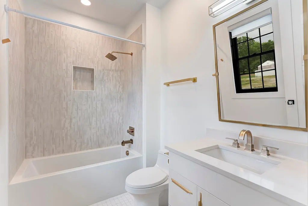 3916A Cross Creek Road Nashville TN 37215