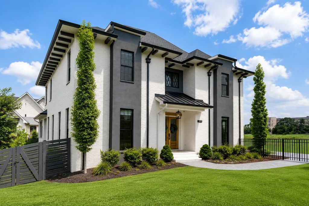 3916A Cross Creek Road Nashville TN 37215