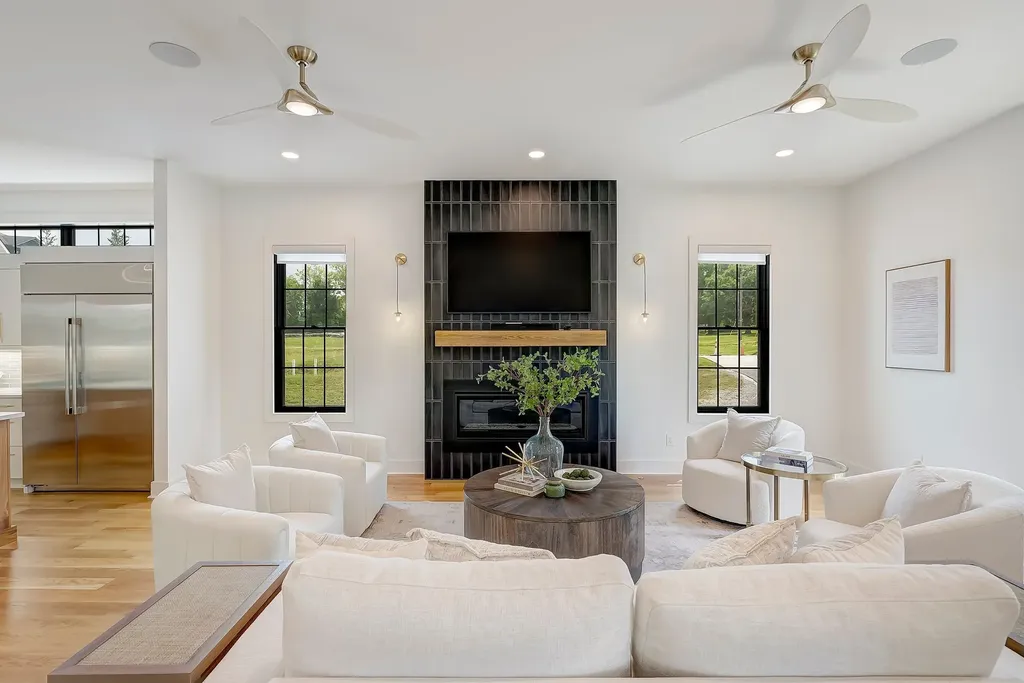 3916A Cross Creek Road Nashville TN 37215