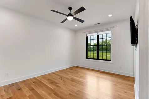 3916A Cross Creek Road Nashville TN 37215