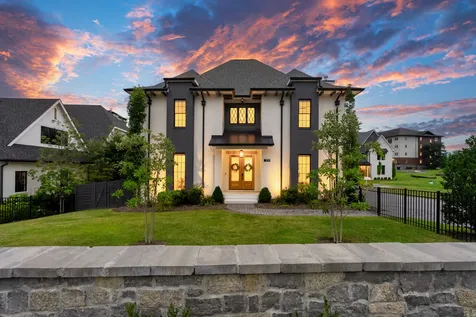 3916A Cross Creek Road Nashville TN 37215
