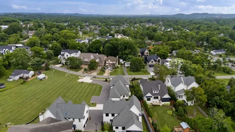 3916A Cross Creek Road Nashville TN 37215