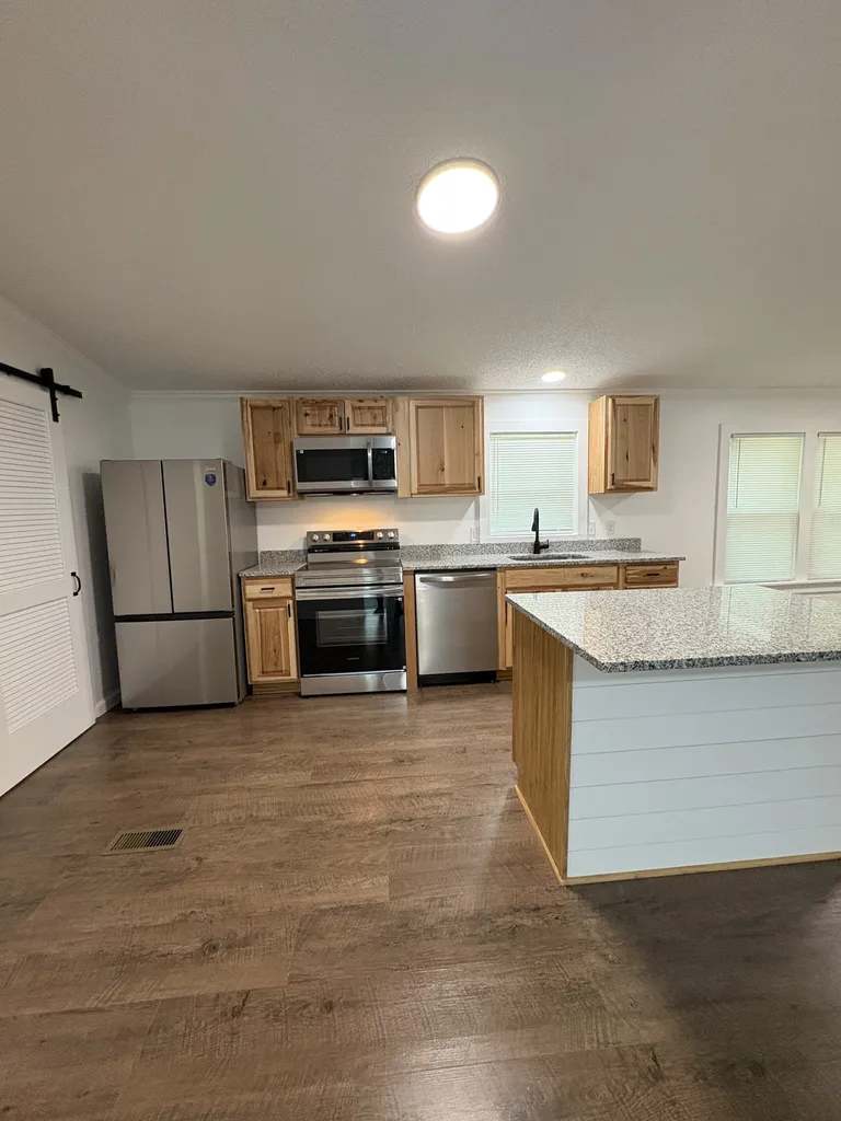 6420 Cochran Lane Lyles TN 37098