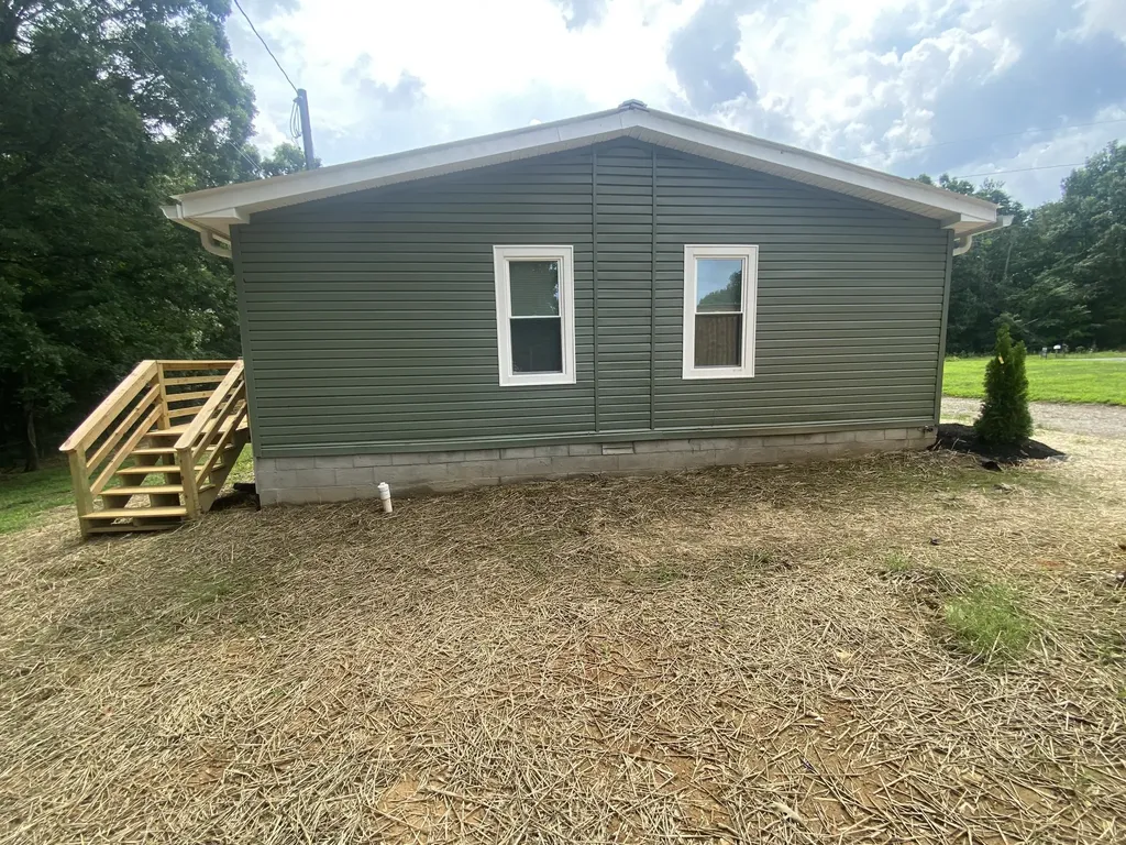 6420 Cochran Lane Lyles TN 37098