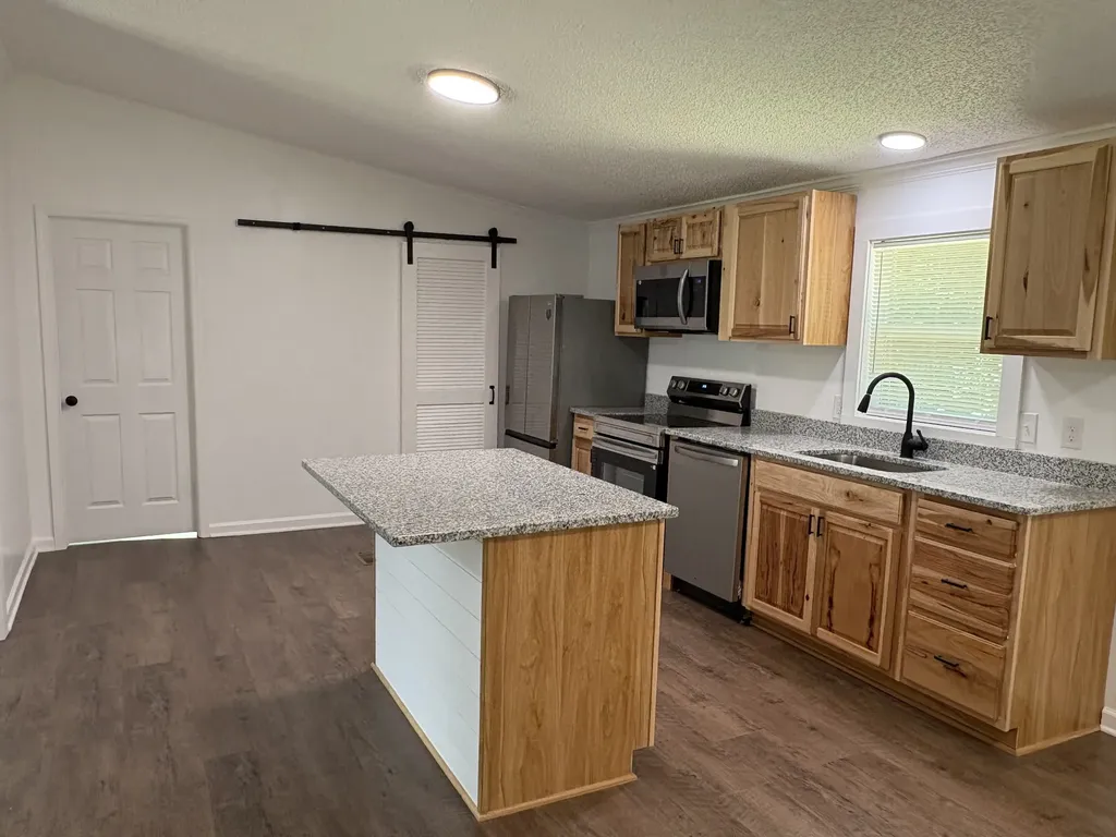 6420 Cochran Lane Lyles TN 37098