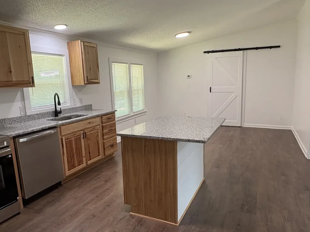 6420 Cochran Lane Lyles TN 37098