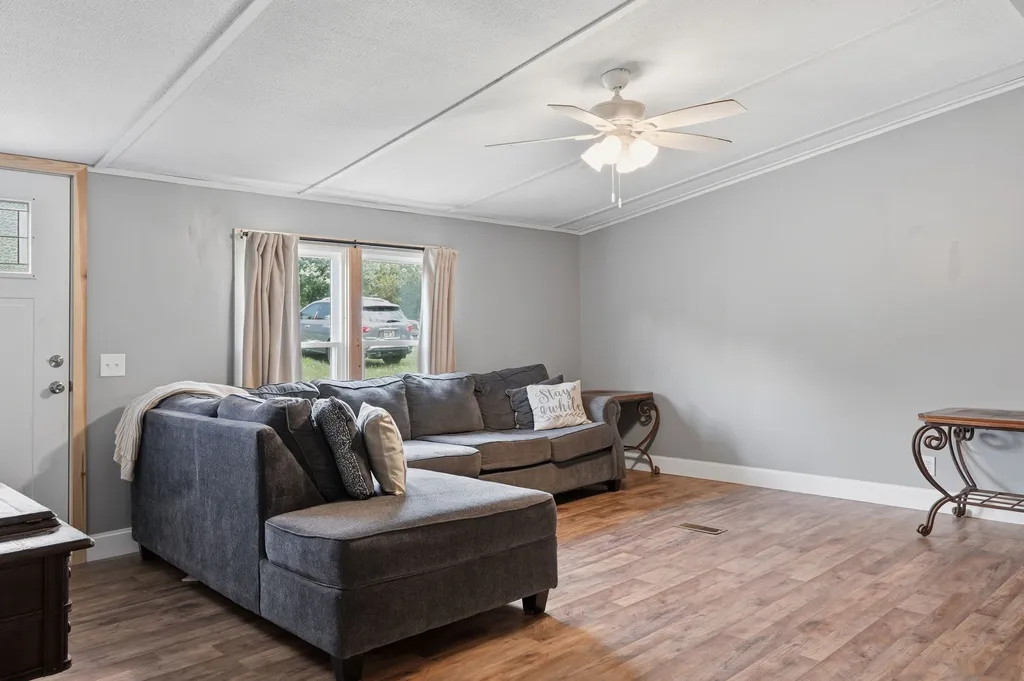 1703 Carney Winters Road Ashland City TN 37015