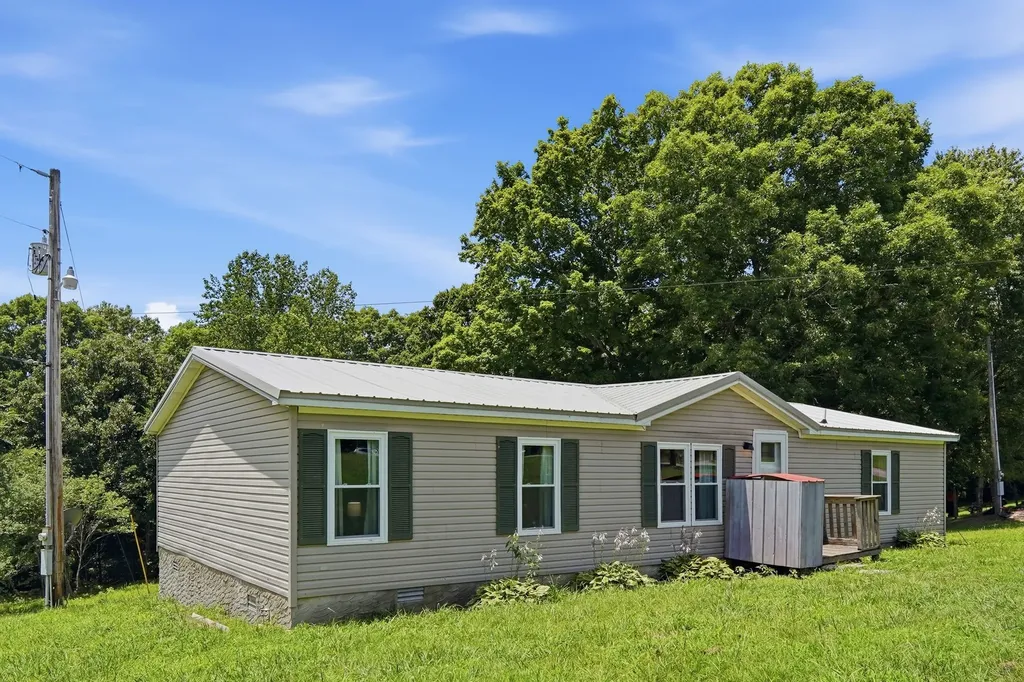 1703 Carney Winters Road Ashland City TN 37015