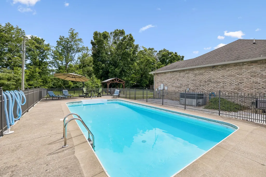 140 Hudson Lane Lafayette TN 37083