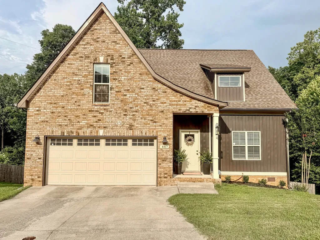 487 Parkvue Village Way Clarksville TN 37043
