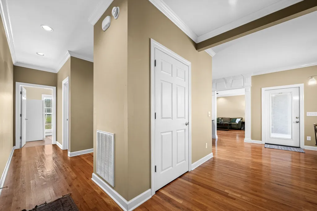 1725 N Lovvorn Road Christiana TN 37037