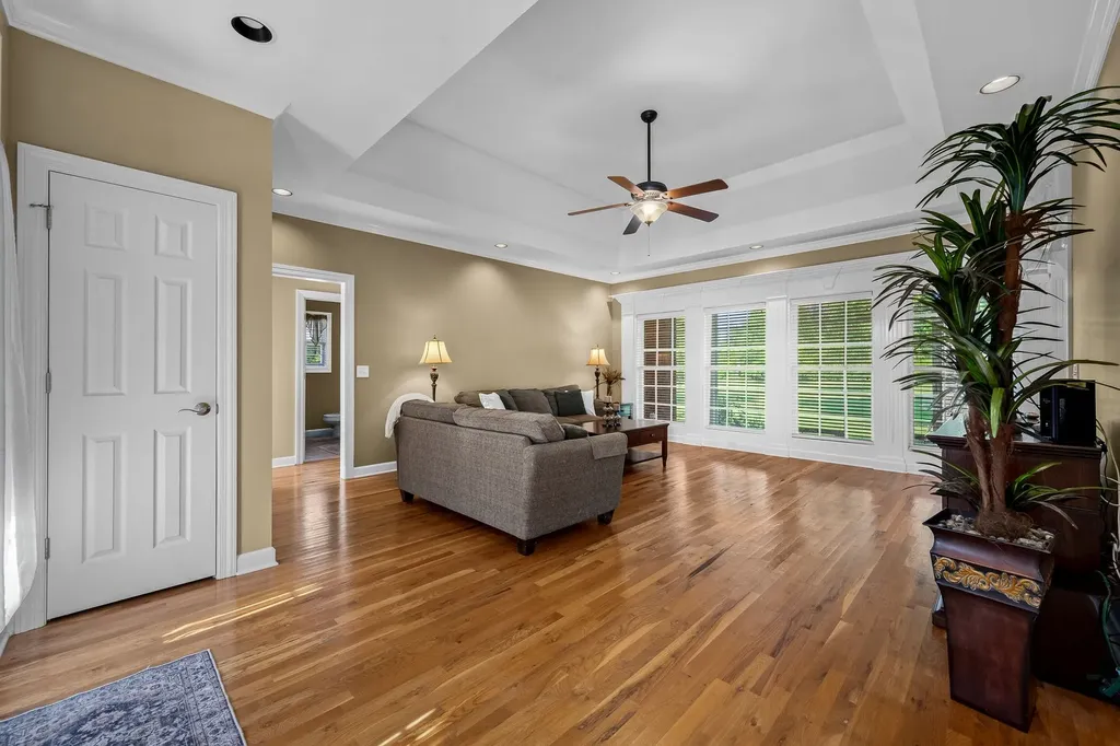 1725 N Lovvorn Road Christiana TN 37037