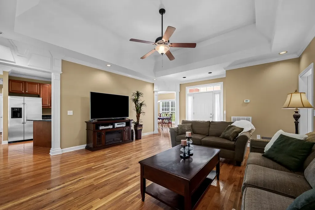 1725 N Lovvorn Road Christiana TN 37037
