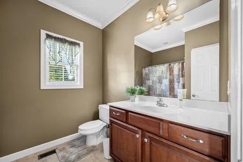 1725 N Lovvorn Road Christiana TN 37037