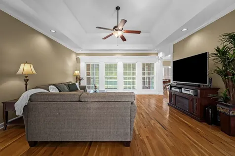 1725 N Lovvorn Road Christiana TN 37037