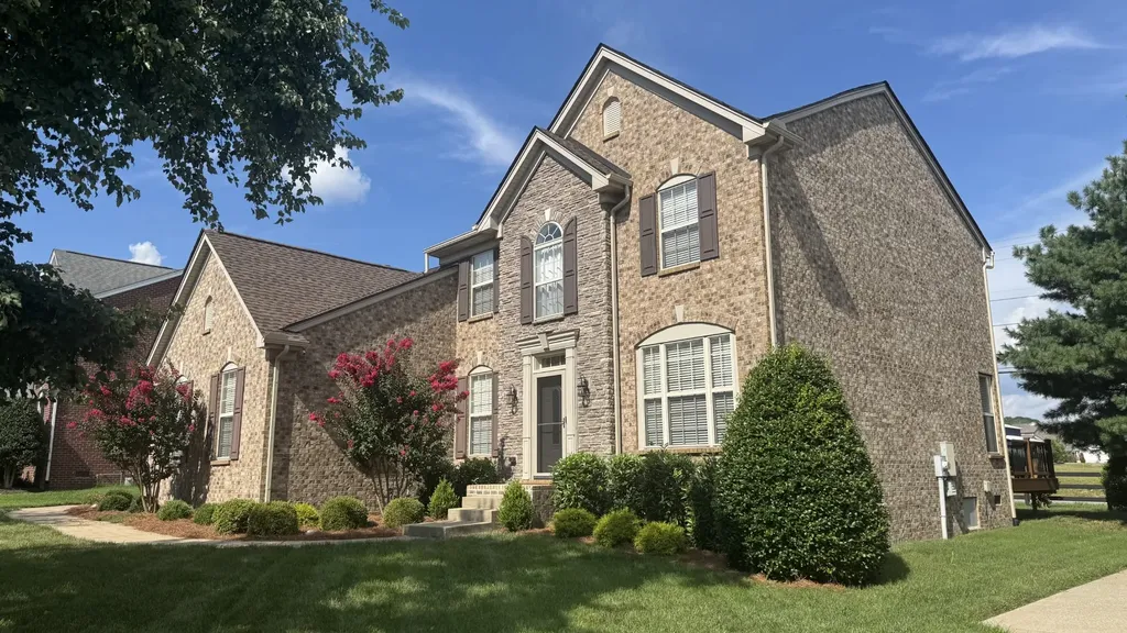 1023 Avery Trace Circle Hendersonville TN 37075