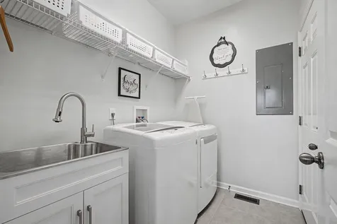 1023 Avery Trace Circle Hendersonville TN 37075