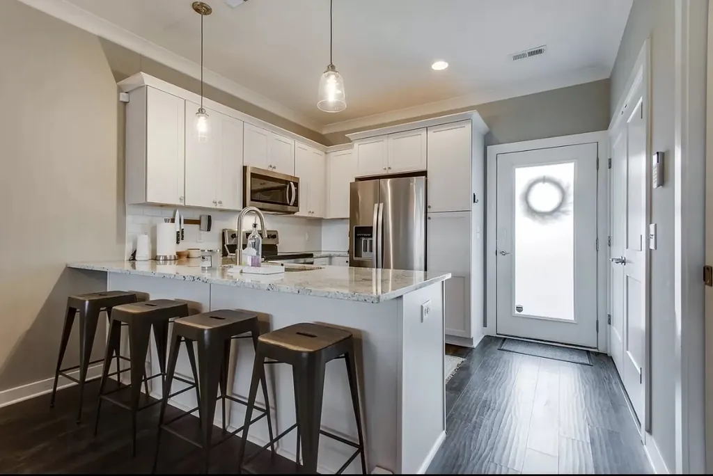 975 Ashland Place Drive Nashville TN 37218