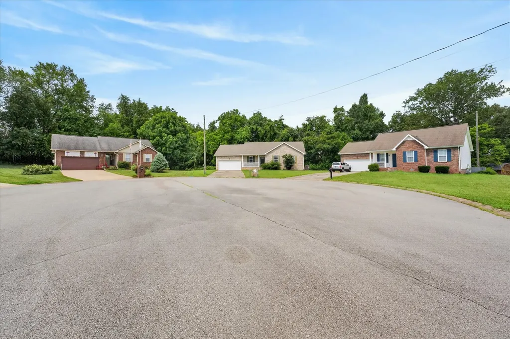 3171 Buckhorn Court Clarksville TN 37043