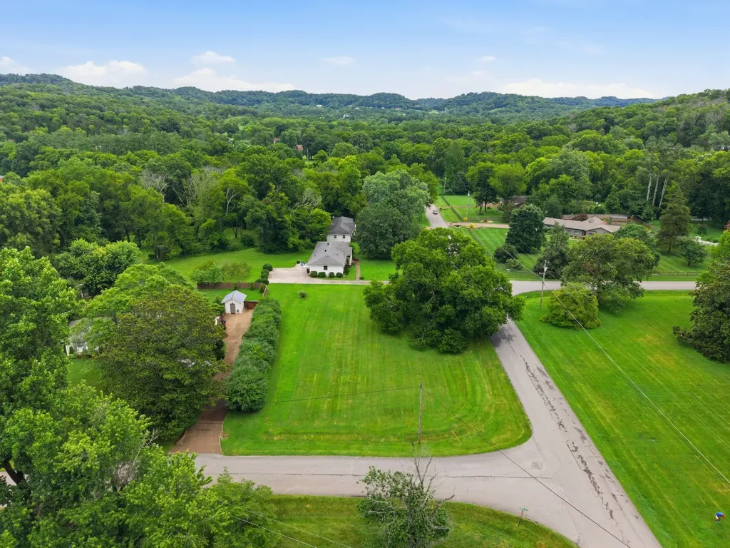 202 Harpeth Hills Drive Franklin TN 37069
