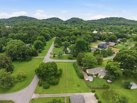 202 Harpeth Hills Drive Franklin TN 37069