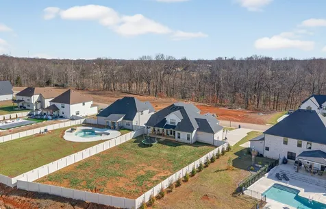 308 Young Lane Pleasant View TN 37146