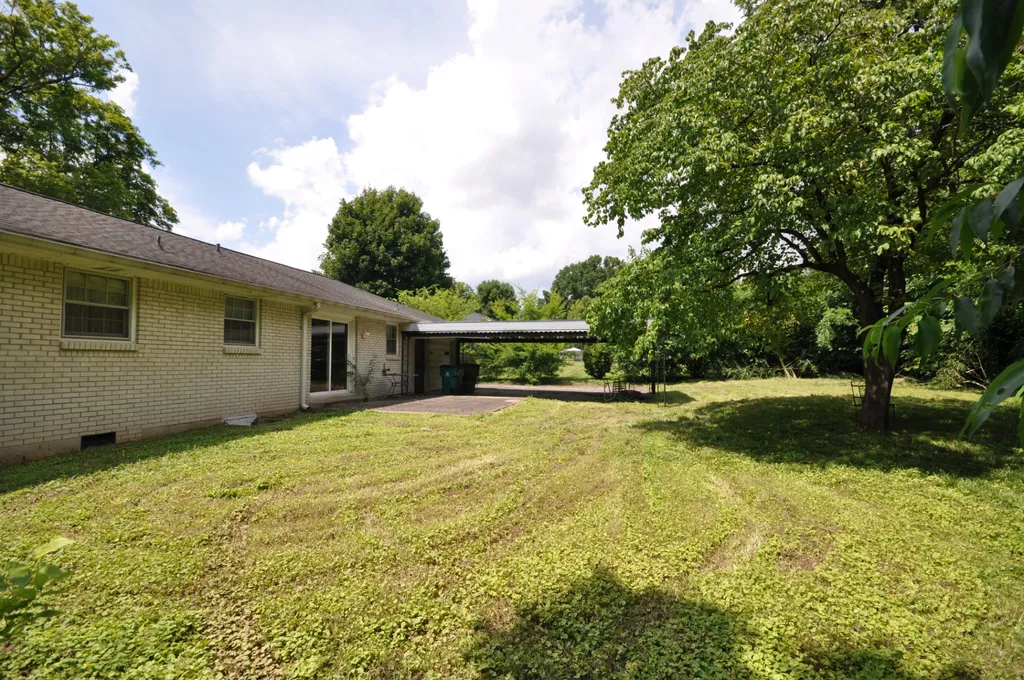 3622 Floral Drive Nashville TN 37211