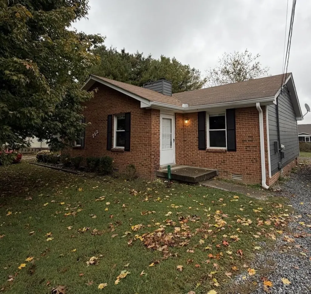 712 Calista Road White House TN 37188